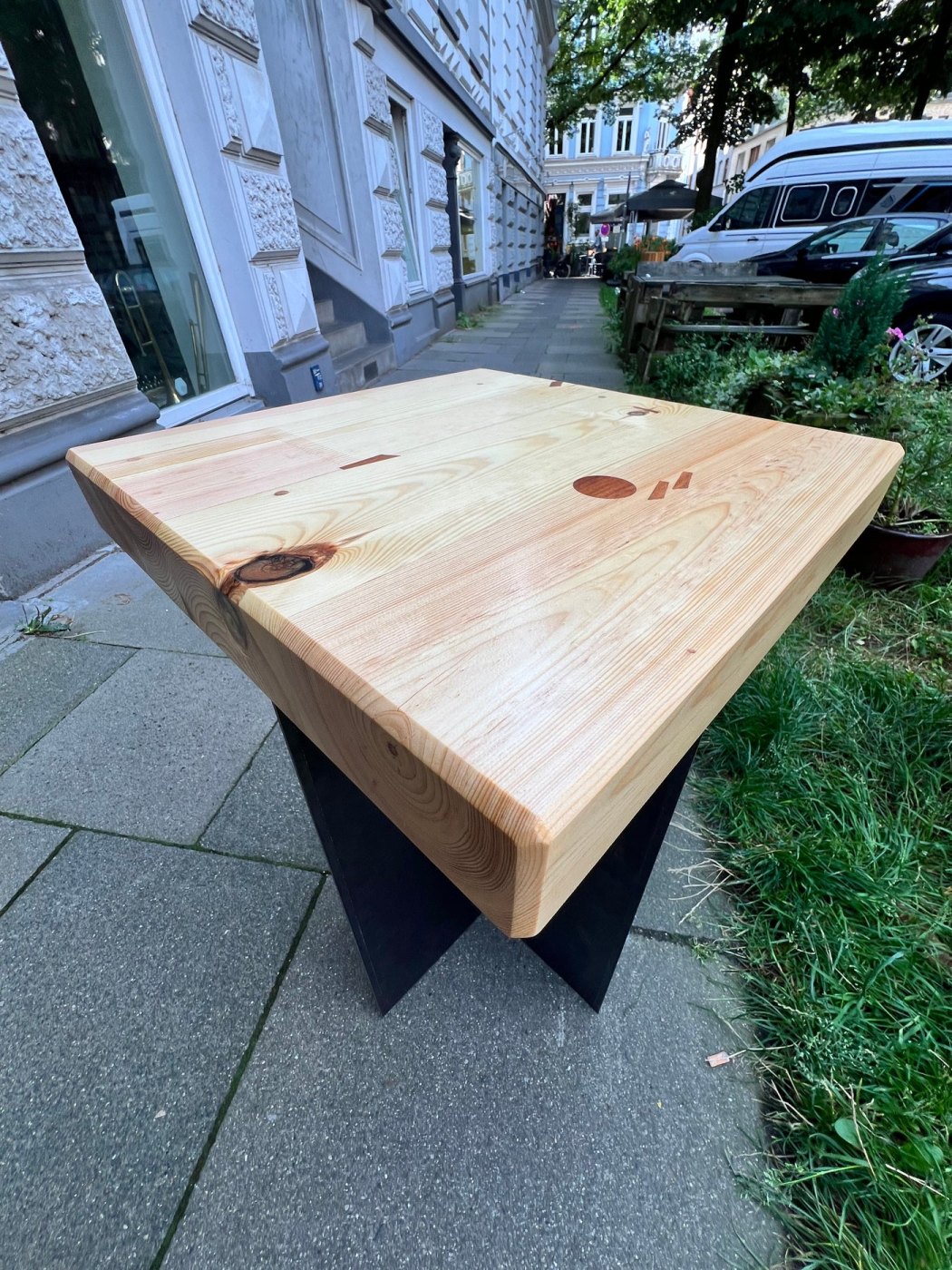 Beistelltisch [Unikat] [Recycelt] – Bild 2